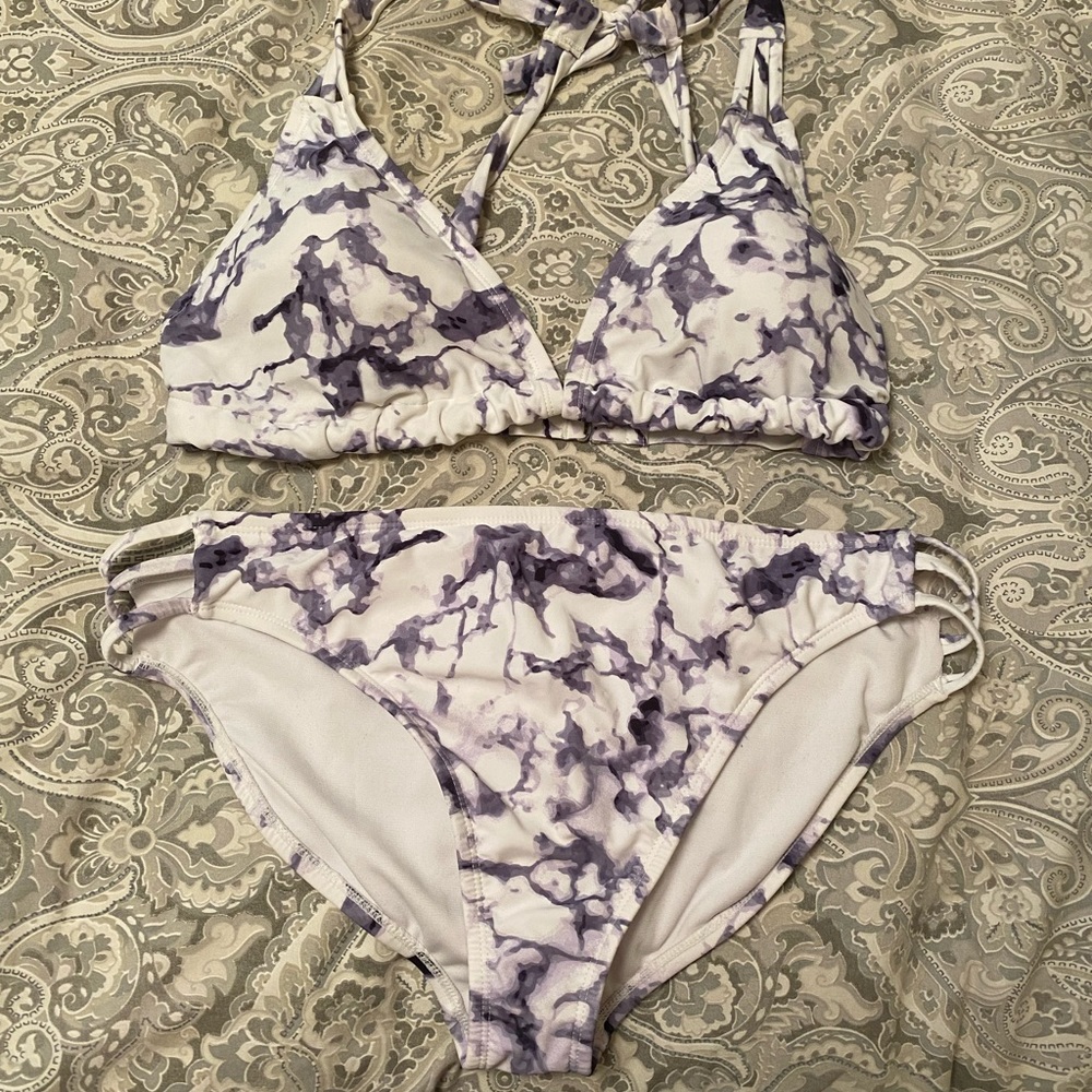 SwimsuitsForAll marble bikini